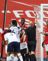  美因茨主场氛围助力逆袭，球迷支持激发潜能爆冷击败领头羊