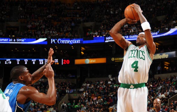  水晶宫边路突破犀利，轻取埃弗顿收获连胜