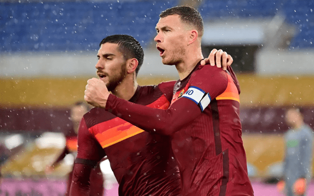  AC米兰德比激战成和，红黑军团与蓝黑军团不分伯仲