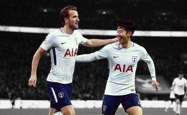  南安普敦青年军敢打敢拼逼平传统劲旅托特纳姆热刺